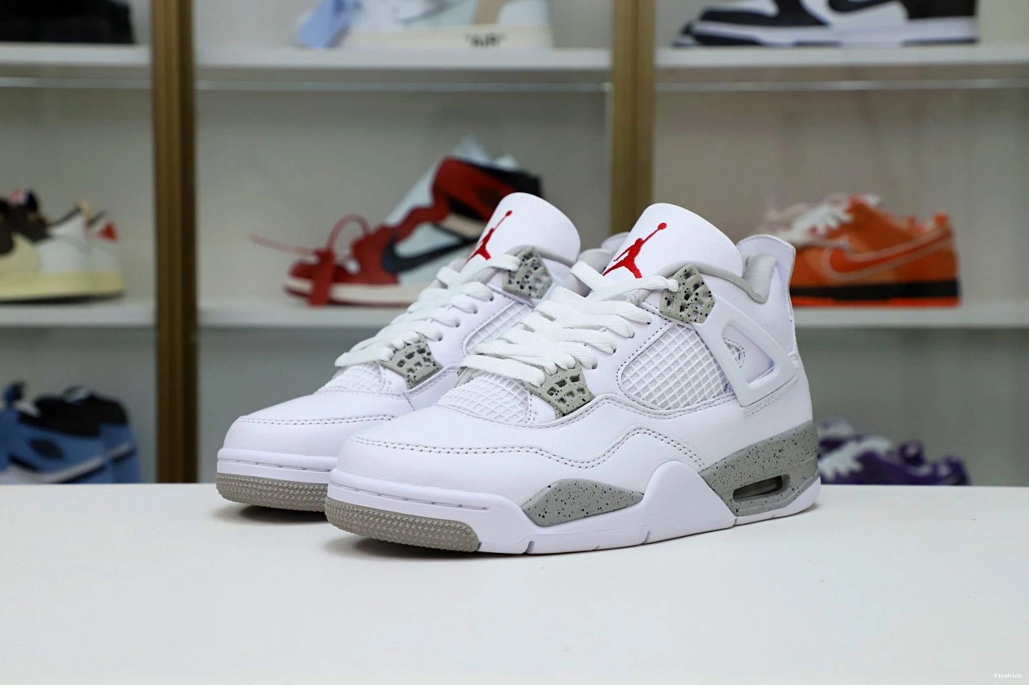 4 OREO' 'WHITE AIR JORDAN RETRO 1025